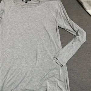 GREY LONG SLEEVE TEE